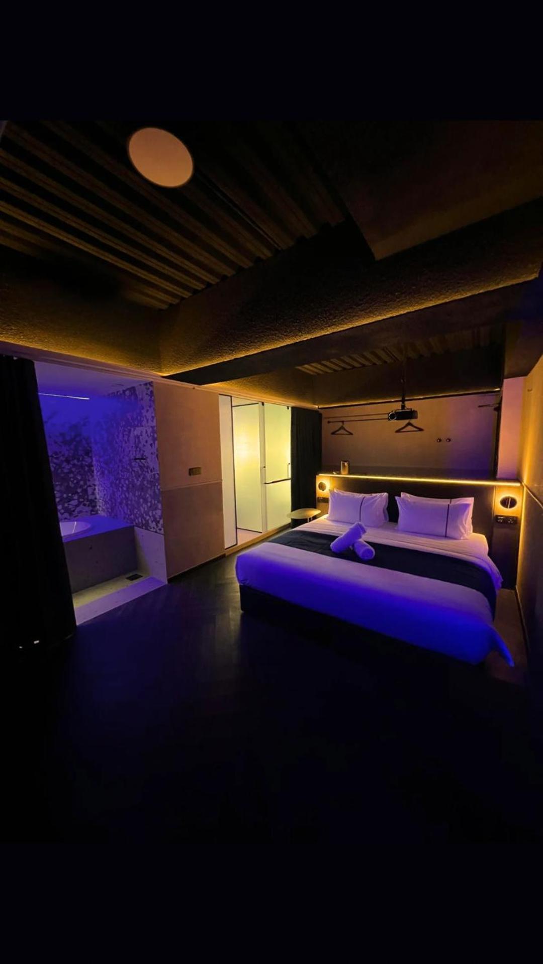 B Hotel Kuala Lumpur Buitenkant foto